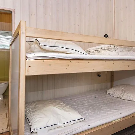 4 Person In Ronde-by Traum Tatil Evi Rønde
